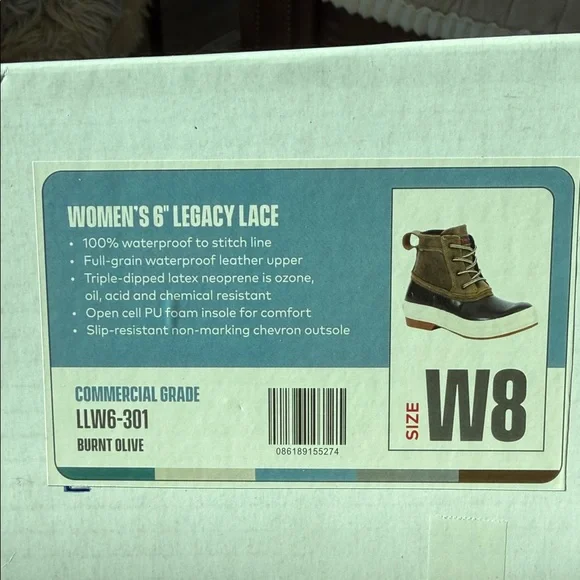 Women's Waterproof Winter Boots - Black and Gray - Picture 4 of 4